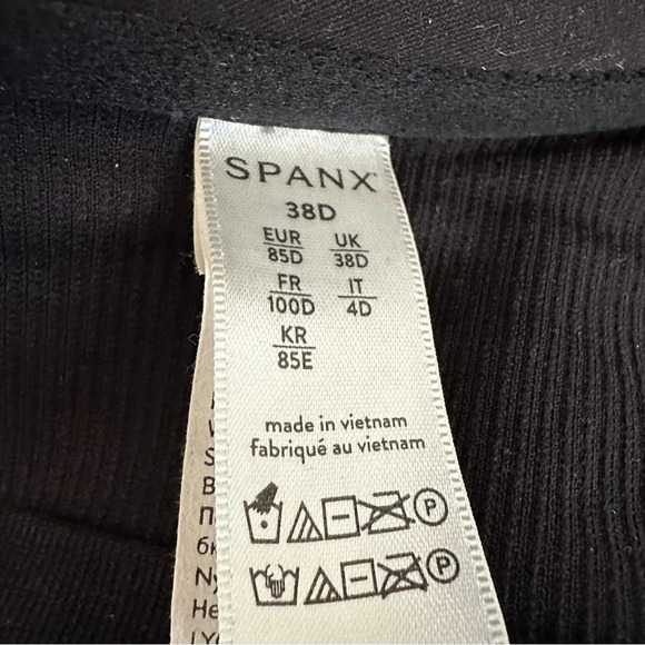Spanx size 38 D Black Spanxsmooth Bra-llelujah Front Close Bra Underwire - Picture 7 of 8